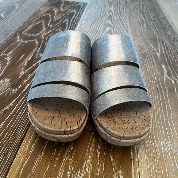 Kork-Ease | Menzie Banded Slide Wedge Sandals | Soft Gold | 9 - Picture 8 of 14